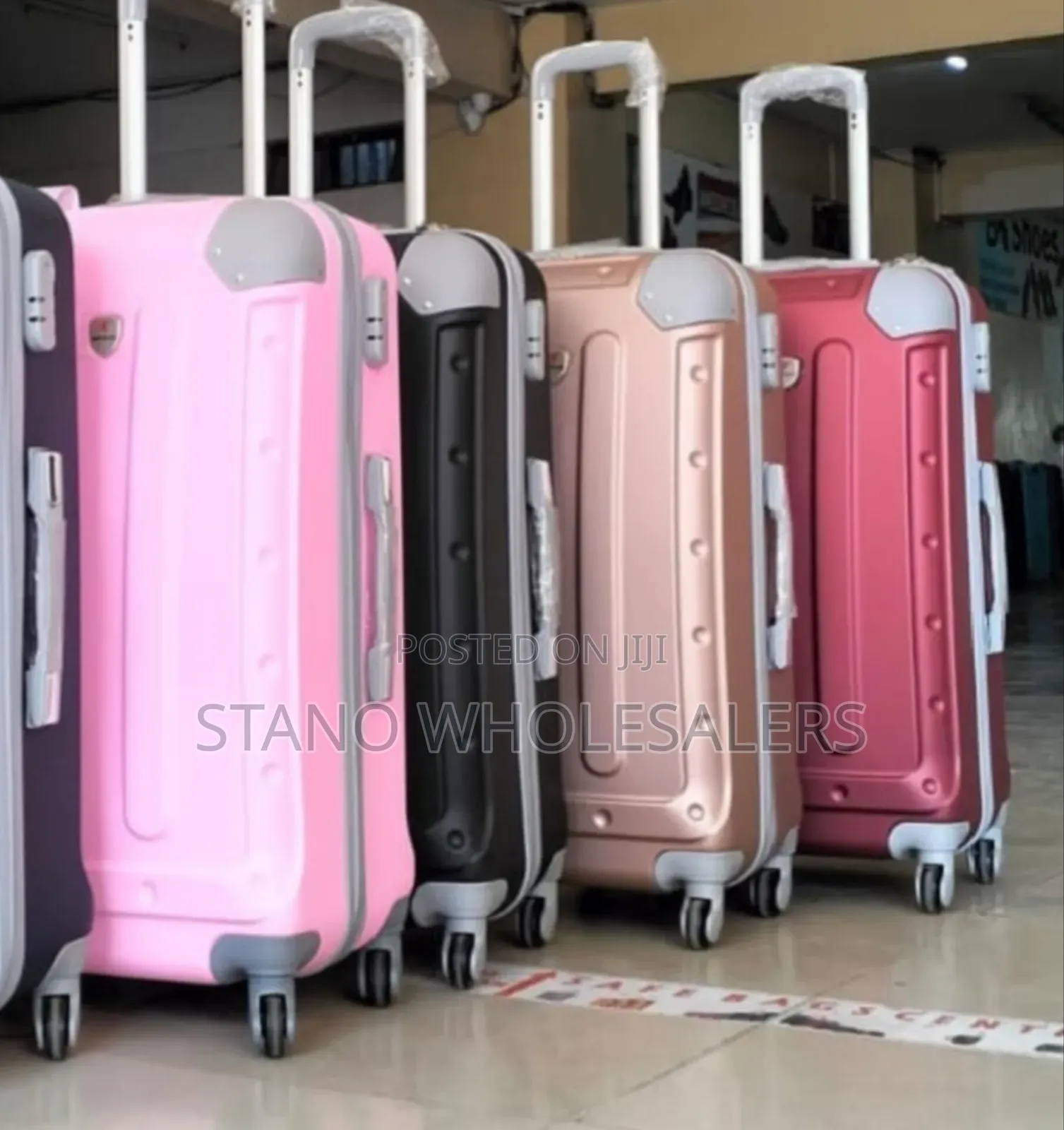 Travelling Suitcase Bag