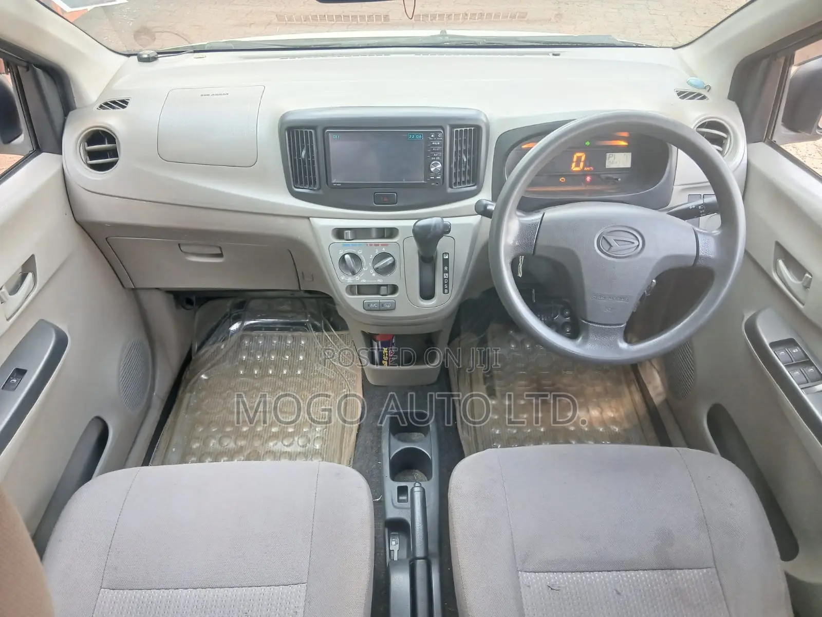 Daihatsu Mira 2015 White