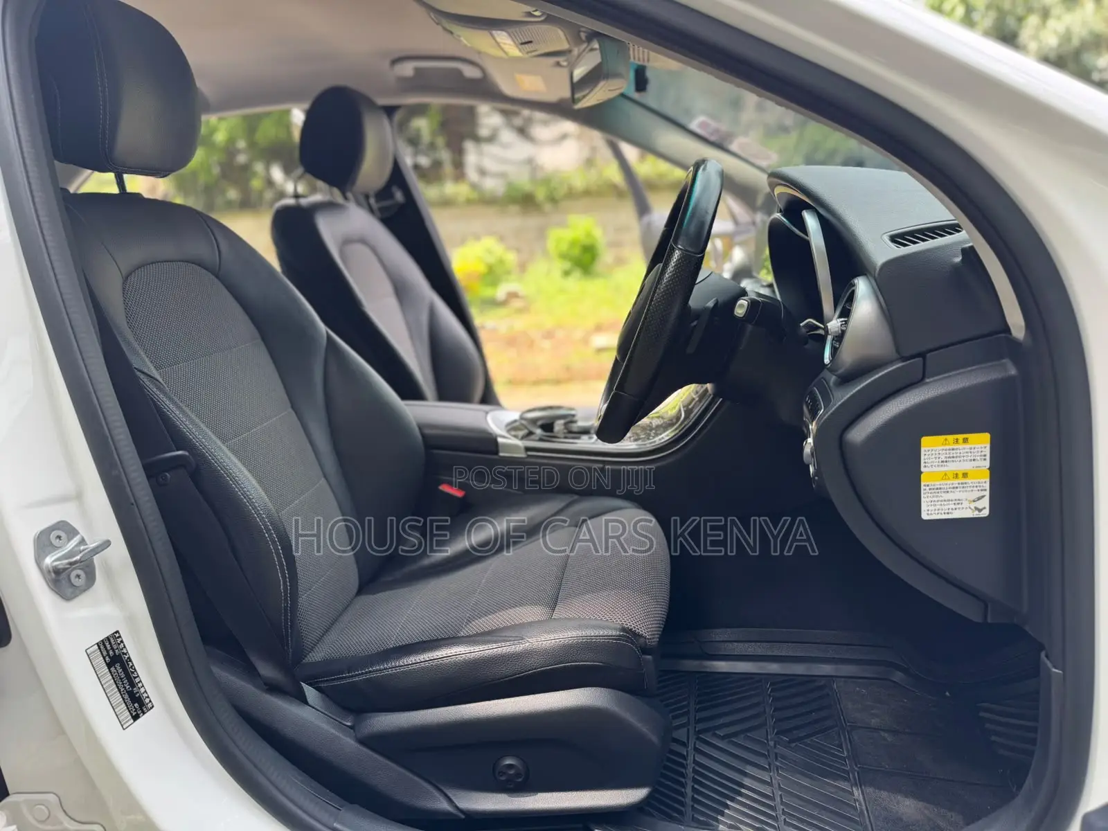 Mercedes-Benz C200 2016 White