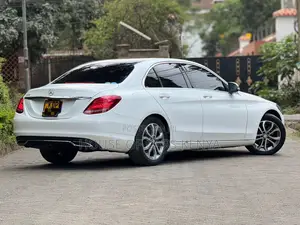 Mercedes-Benz C200 2016 White