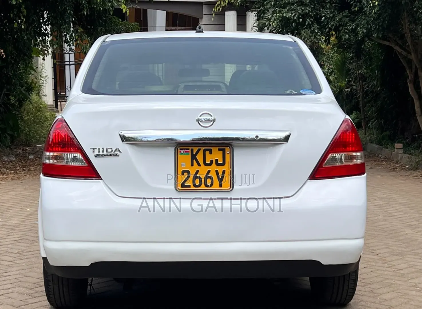 Nissan Tiida 2009 White