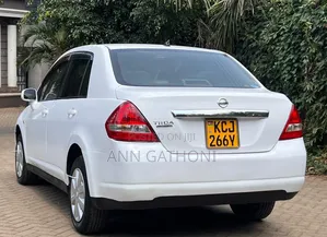 Nissan Tiida 2009 White