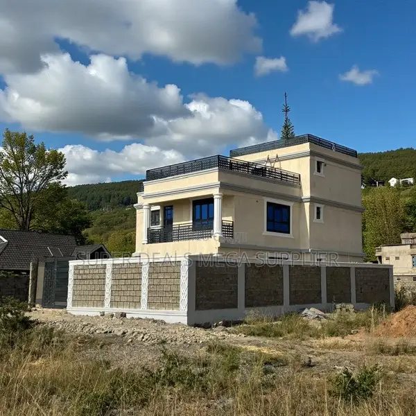 5bdrm Mansion in Murera, Kamakis for sale