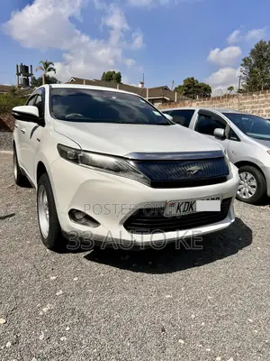 Toyota Harrier 2.5 Hybrid 4WD 2015 White