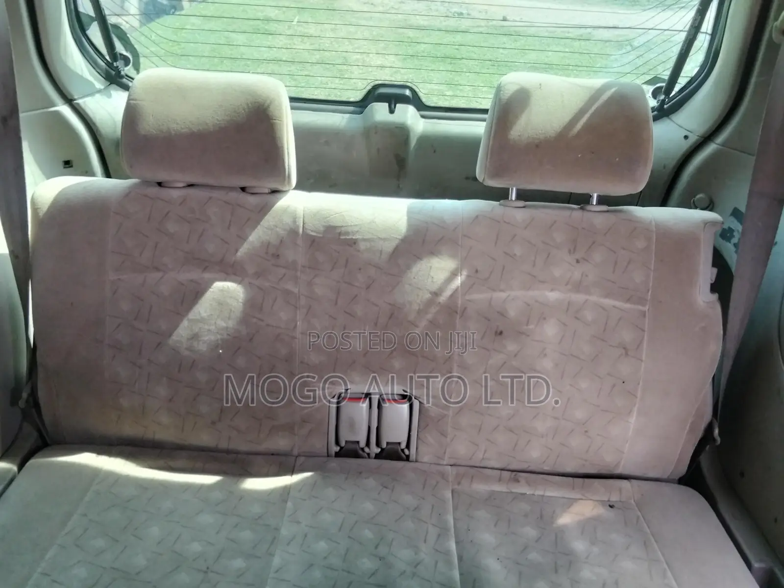 Nissan Liberty 2002 Silver