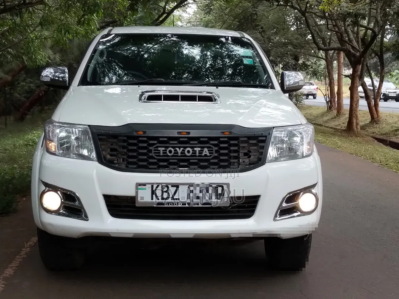 Toyota Hilux 2014 White