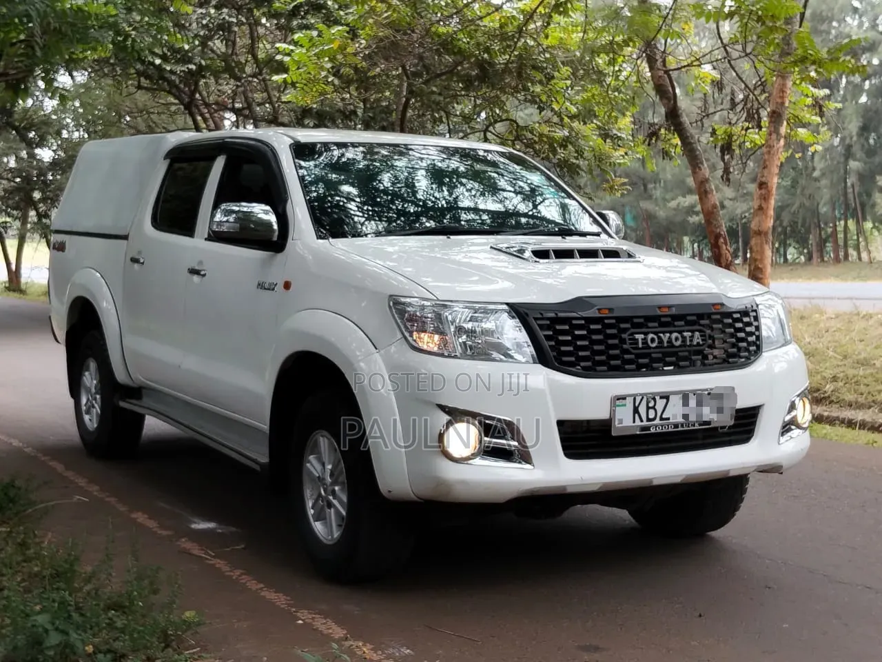 Toyota Hilux 2014 White