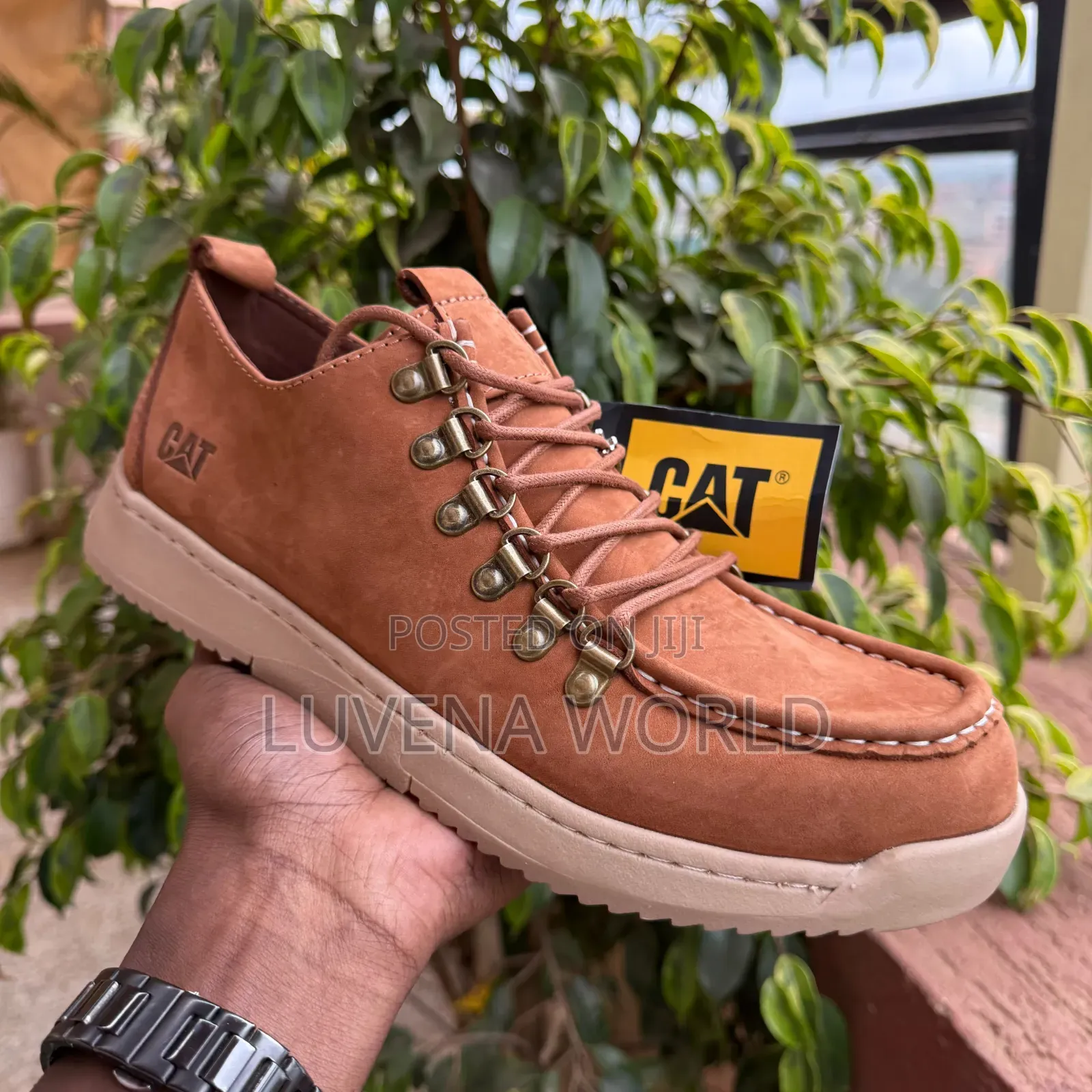 Low Cut Leather Boots