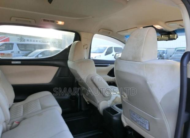 Toyota Vellfire 2018 - thumbnail 3