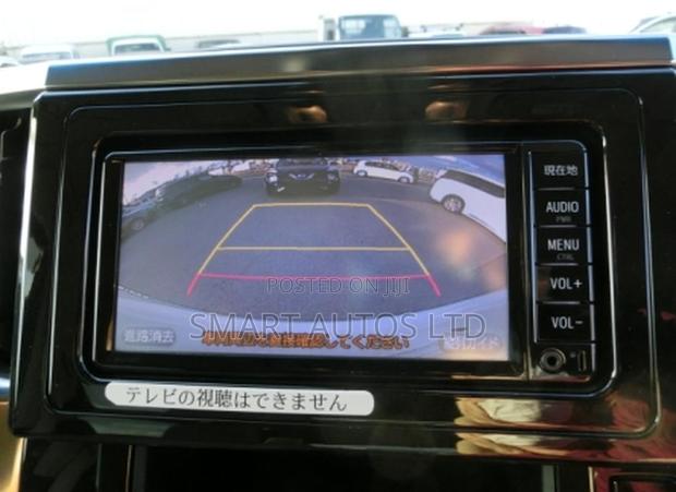 Toyota Vellfire 2018 - thumbnail 5