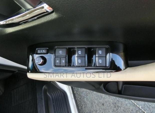 Toyota Vellfire 2018 - thumbnail 13