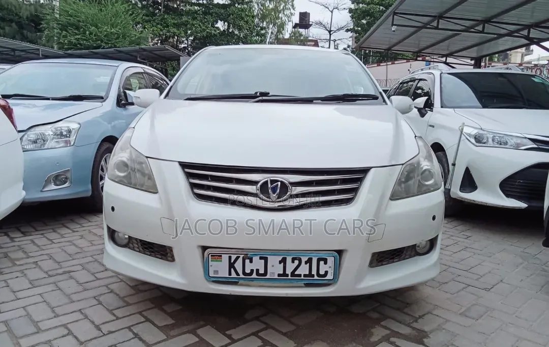 Toyota Auris 2010 White