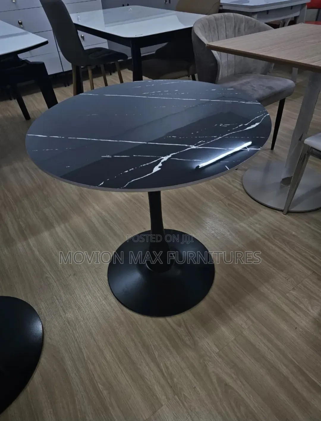 Silver Dinning Table Dinning Table
