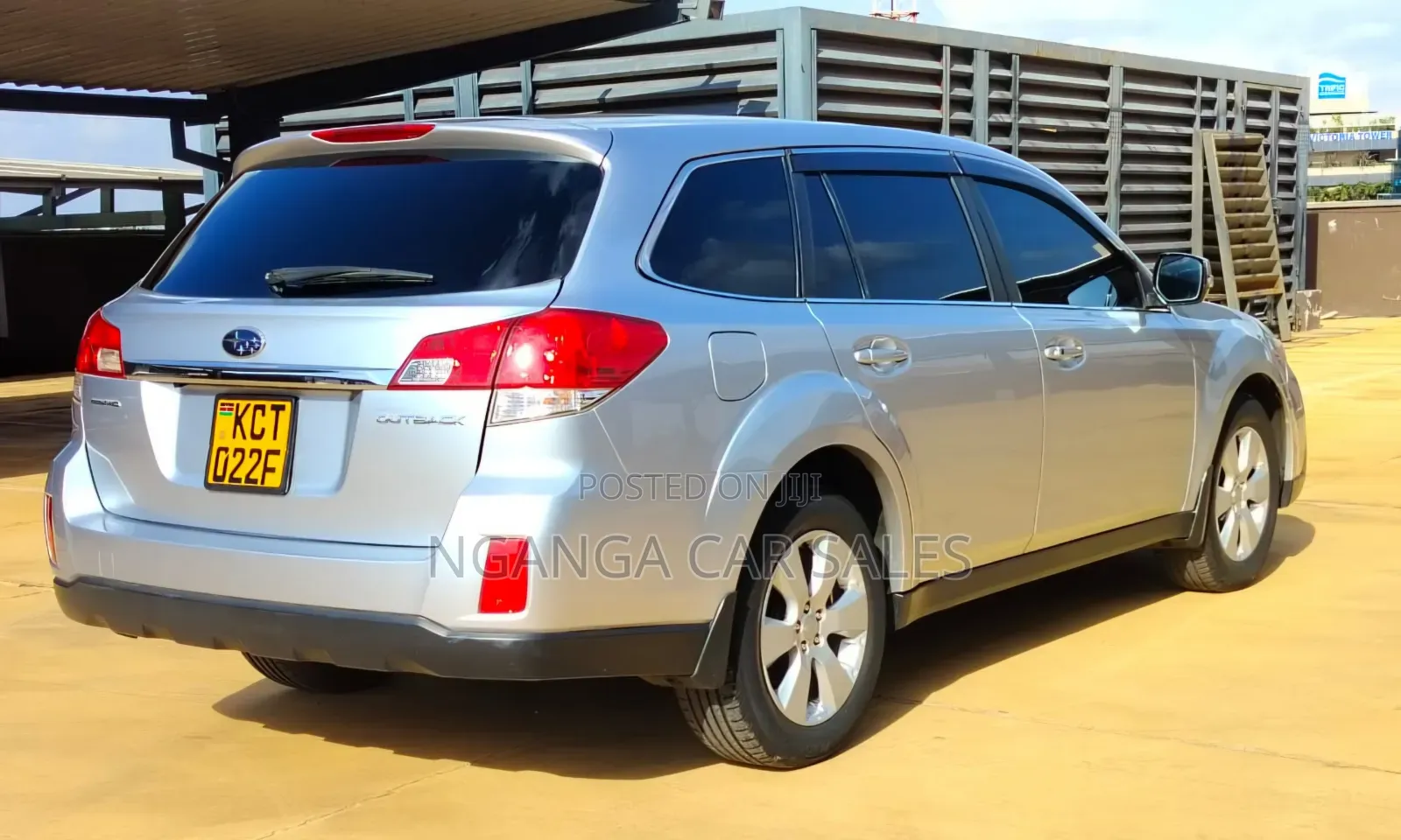 Subaru Outback 2011 Gray