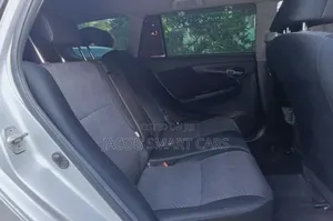 Toyota Corolla Fielder 2010 Silver
