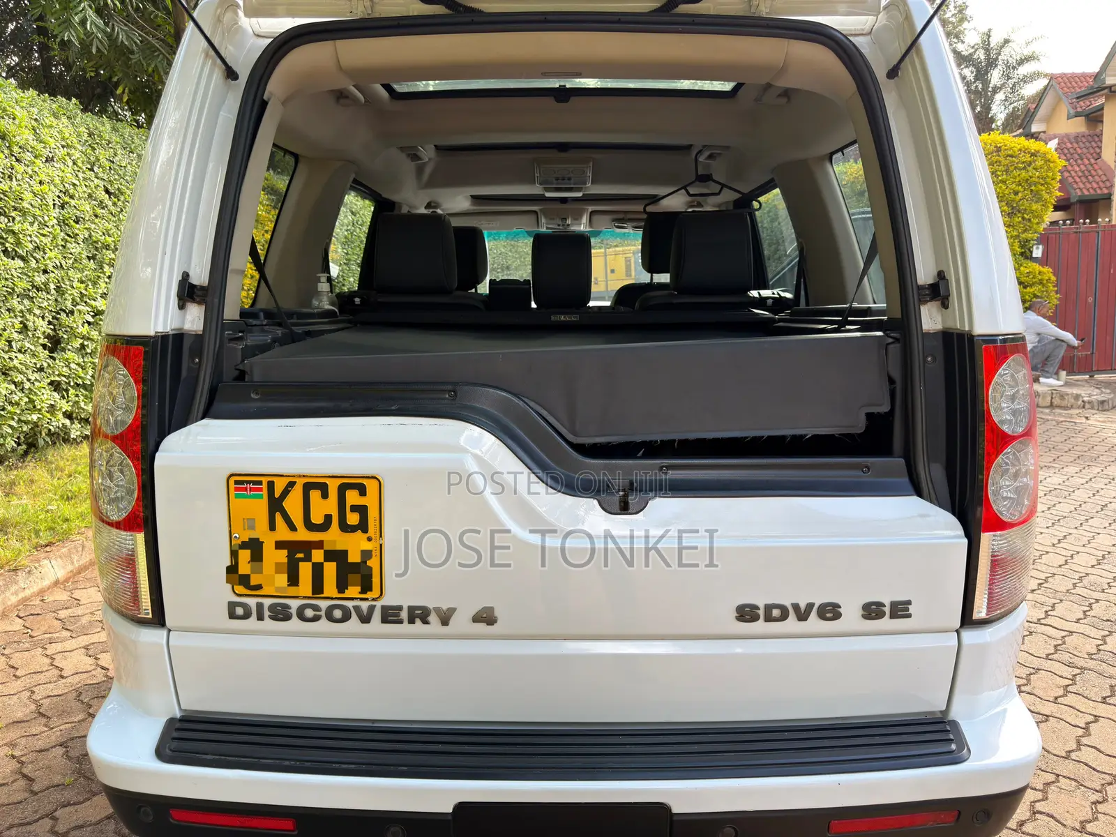 Land Rover Lr4 4dr SUV 4WD (3.0L 6cyl S/C 8A) 2014 White