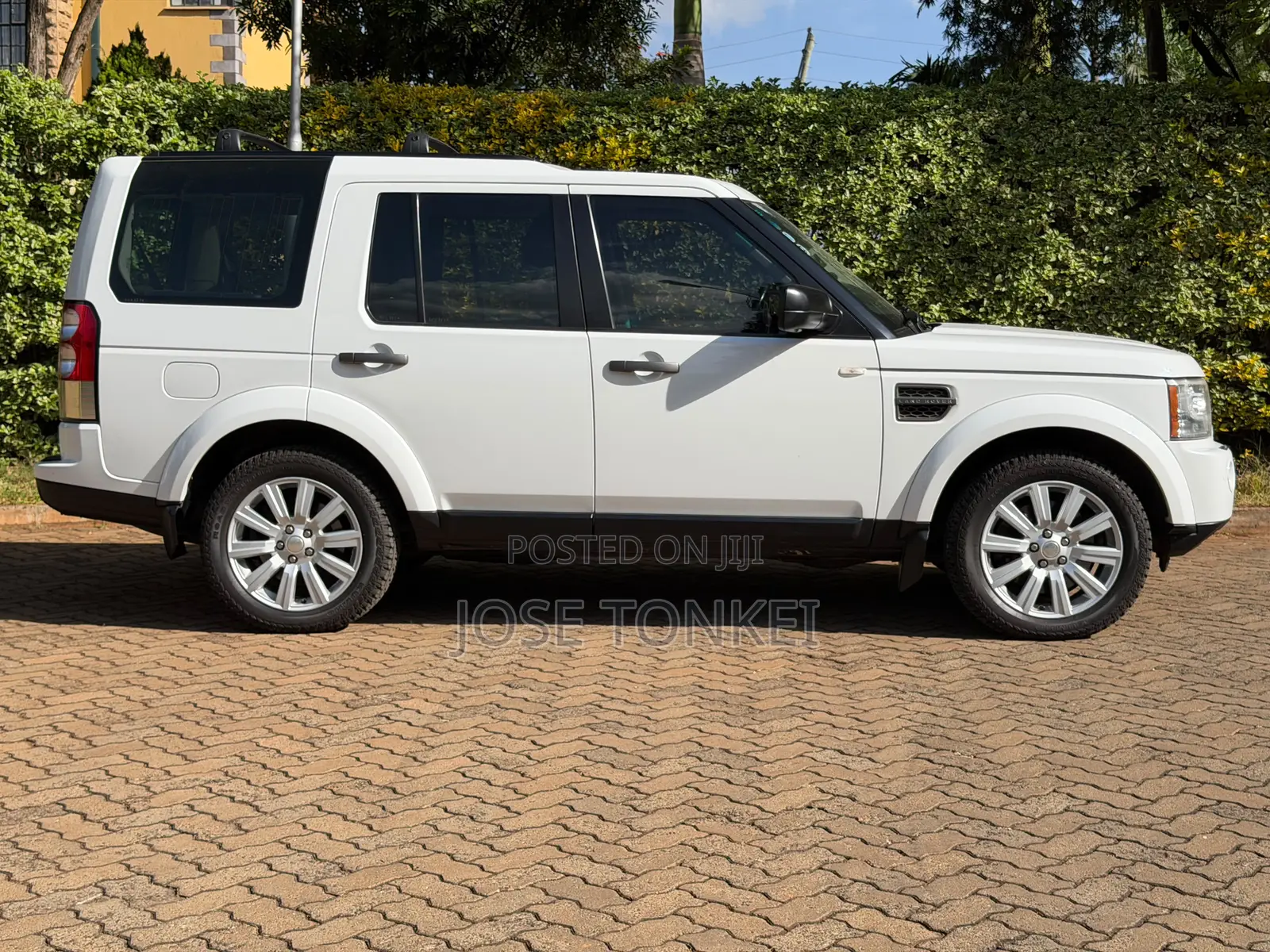 Land Rover Lr4 4dr SUV 4WD (3.0L 6cyl S/C 8A) 2014 White