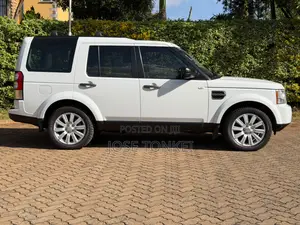 Land Rover Lr4 4dr SUV 4WD (3.0L 6cyl S/C 8A) 2014 White