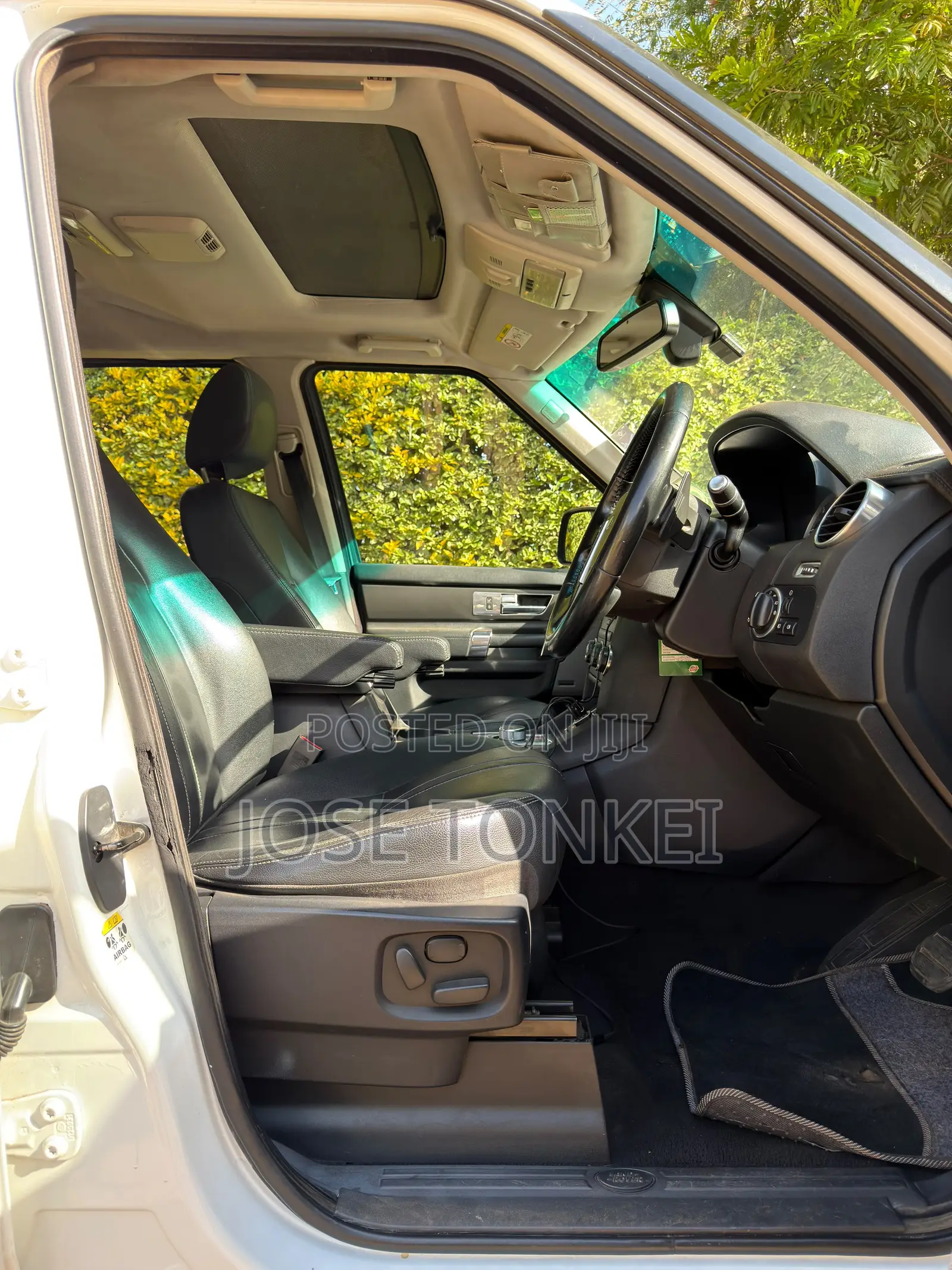 Land Rover Lr4 4dr SUV 4WD (3.0L 6cyl S/C 8A) 2014 White