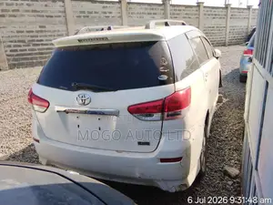 Toyota Wish 2011 White