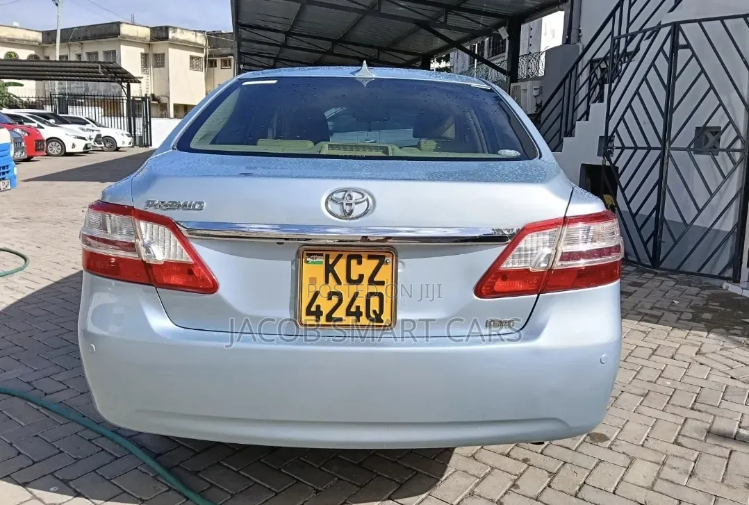 Toyota Premio 2013 Gray