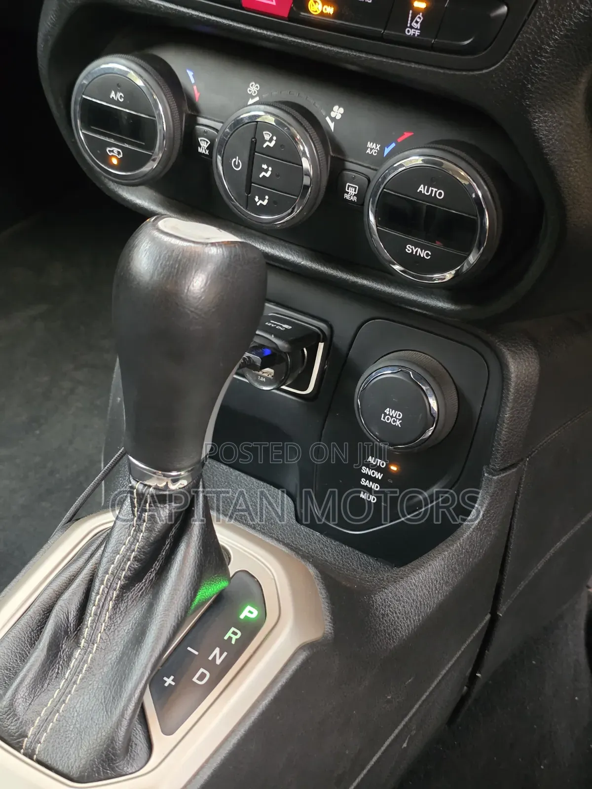 Jeep Renegade 2016 Orange