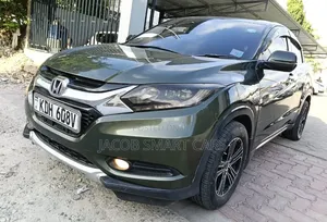 Honda Vezel 2017 Green