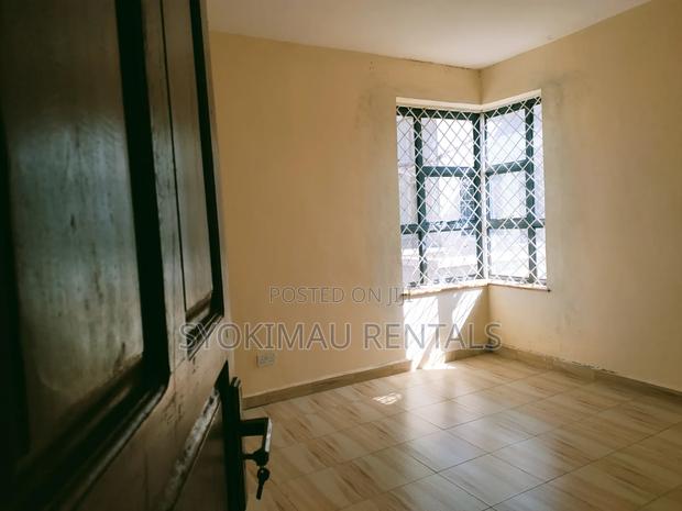 5bdrm Maisonette in Gateway Mall Area for rent - thumbnail 9