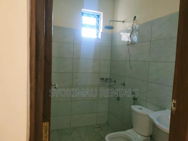 5bdrm Maisonette in Gateway Mall Area for rent - thumbnail 14