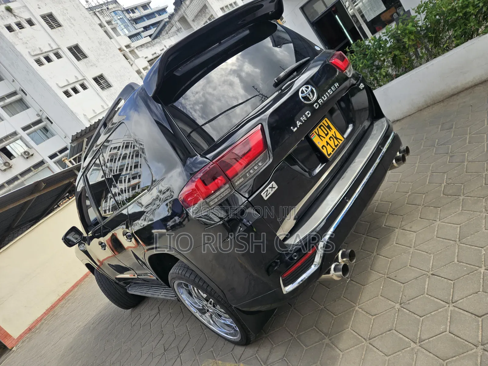 Toyota Land Cruiser 2016 Black
