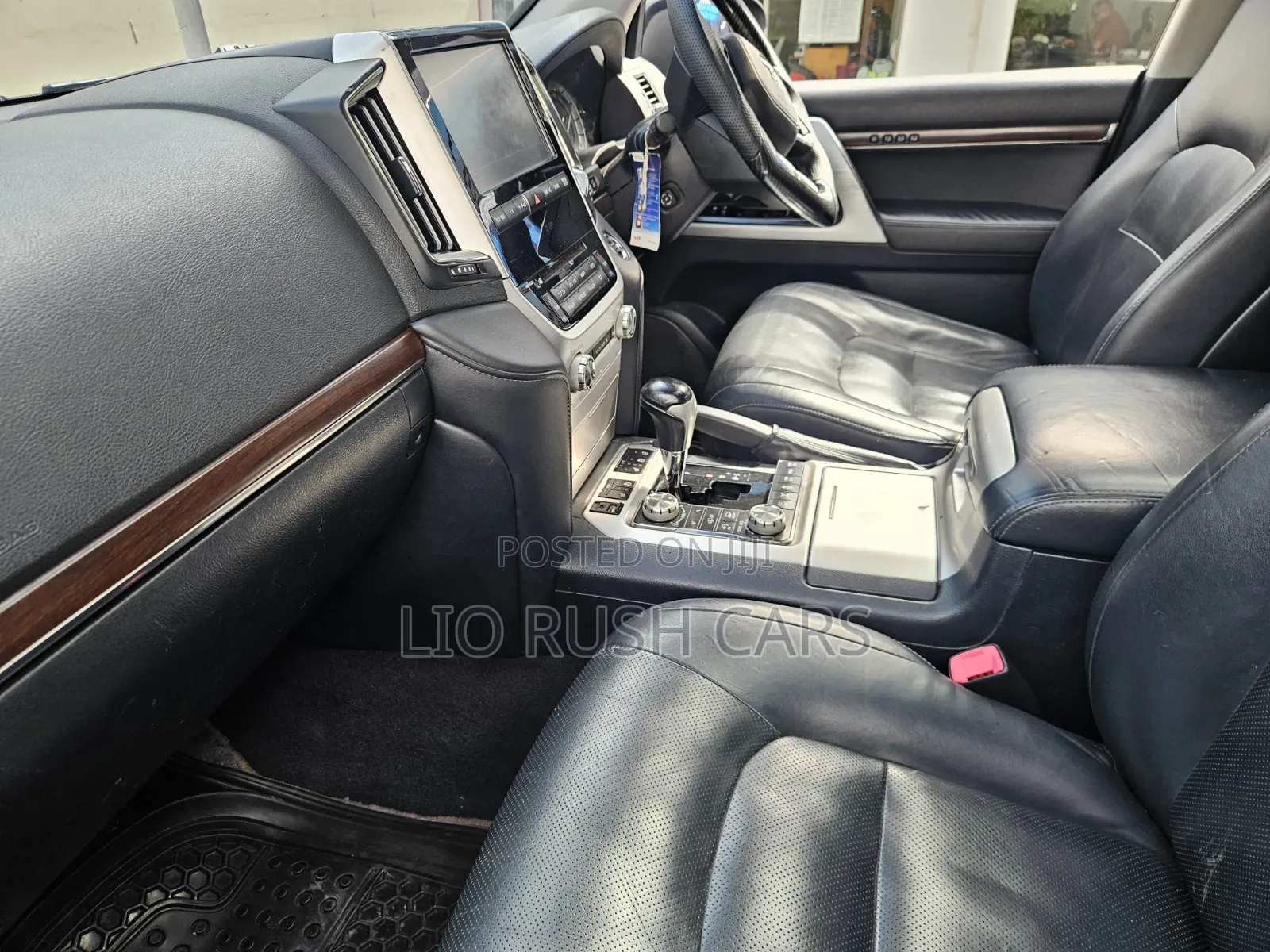 Toyota Land Cruiser 2016 Black