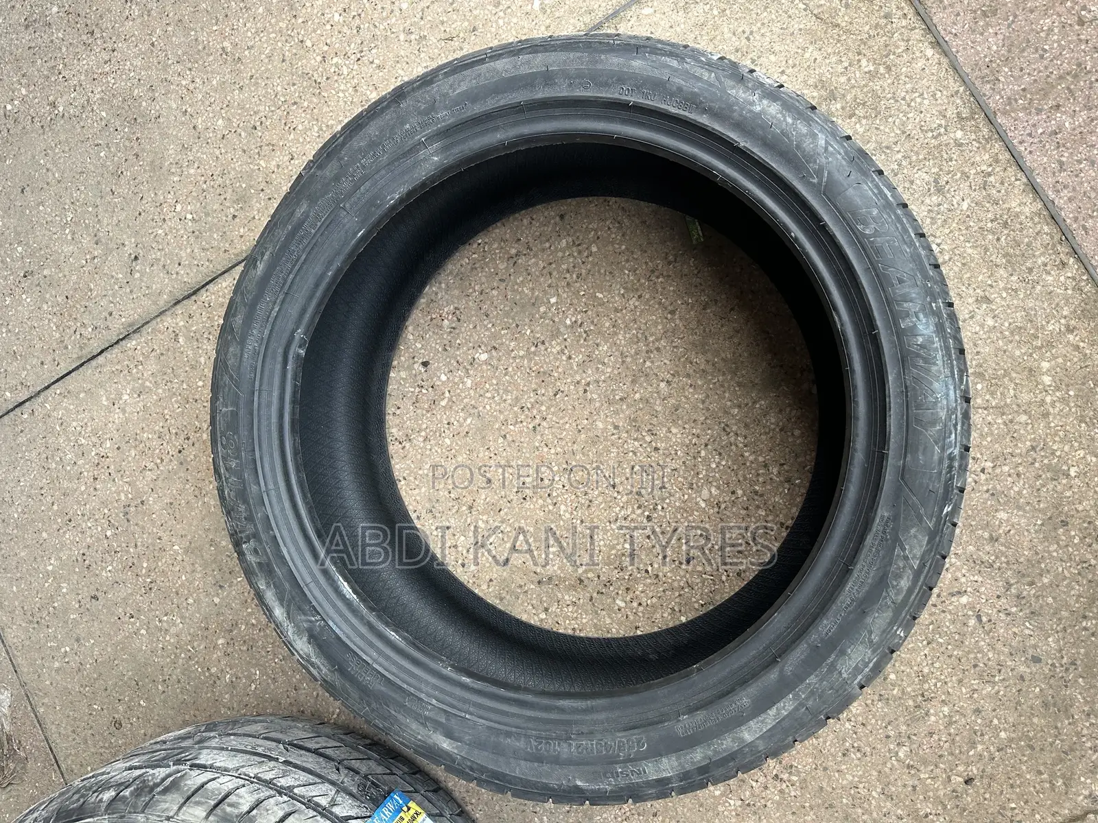 255/45r21 Bearway Tires