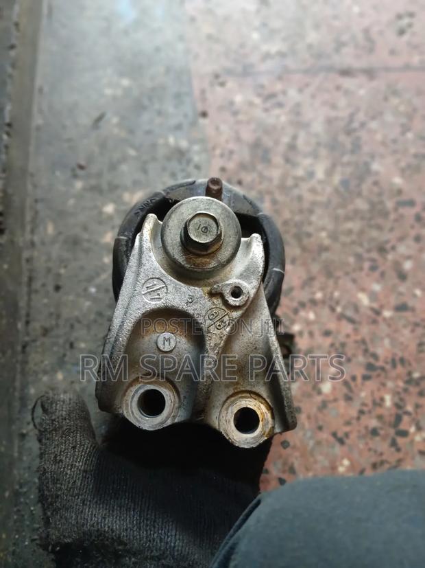 Engine Mountain Honda Civic Old Model - thumbnail 2