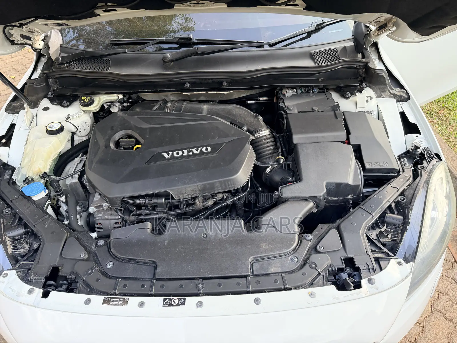 Volvo V40 2014 White