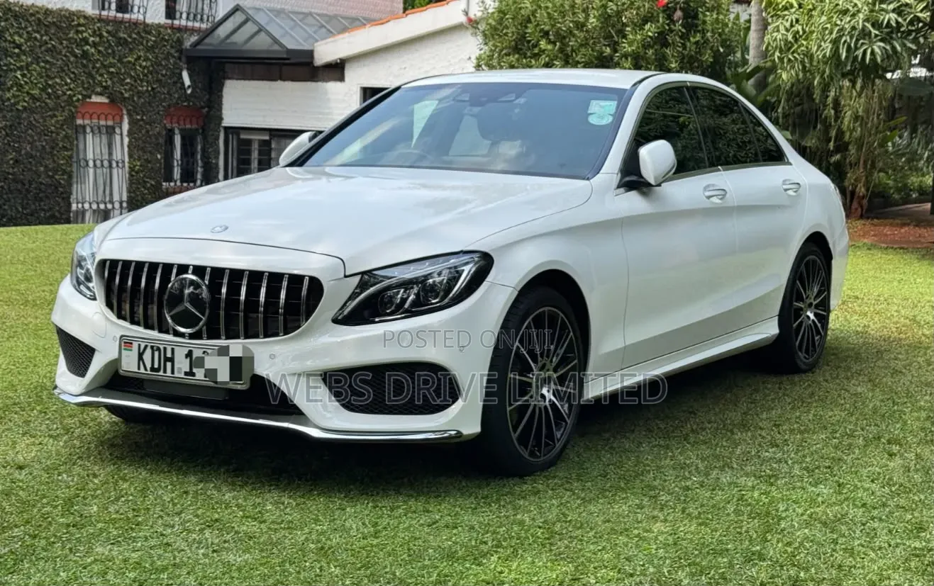 Mercedes-Benz C200 2015 White
