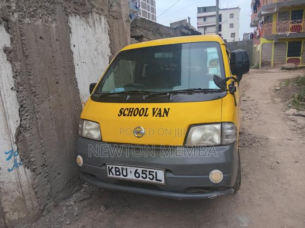 Nissan Vanette 2016 Yellow