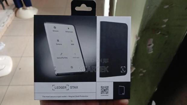 Ledger Stax Crypto Wallet - main view