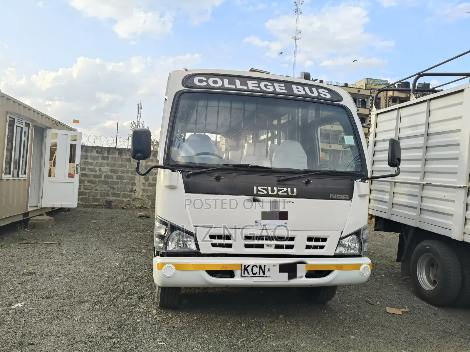 Isuzu NQR 2017 White