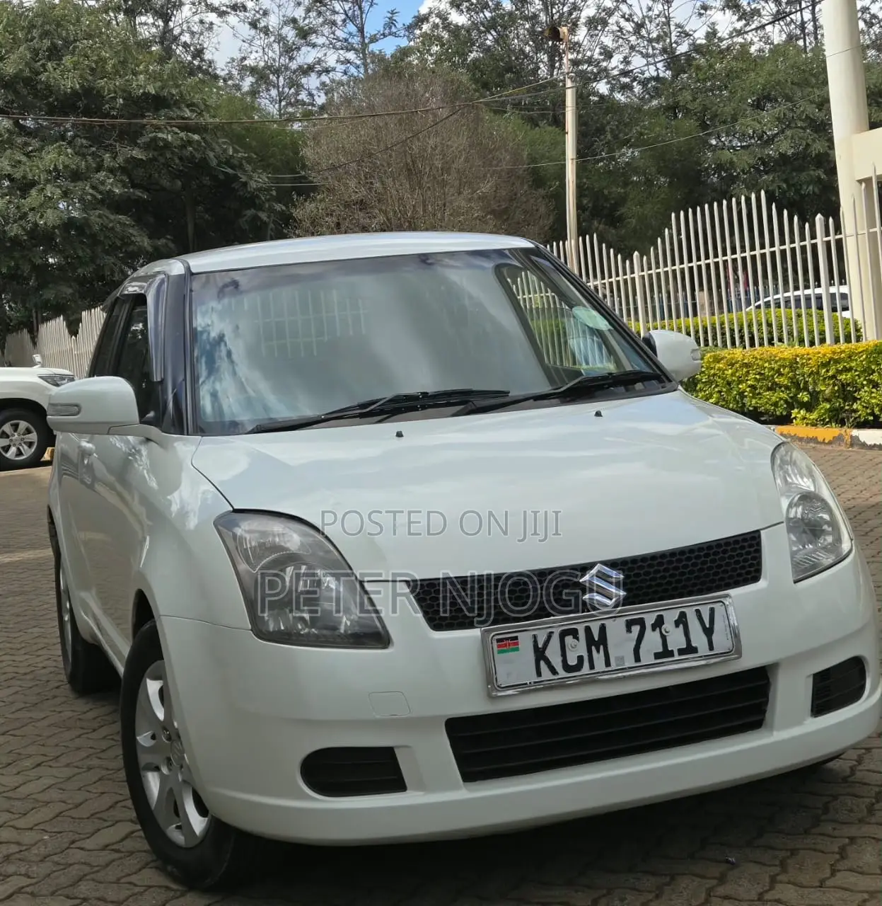 Suzuki Swift 2010 Gray