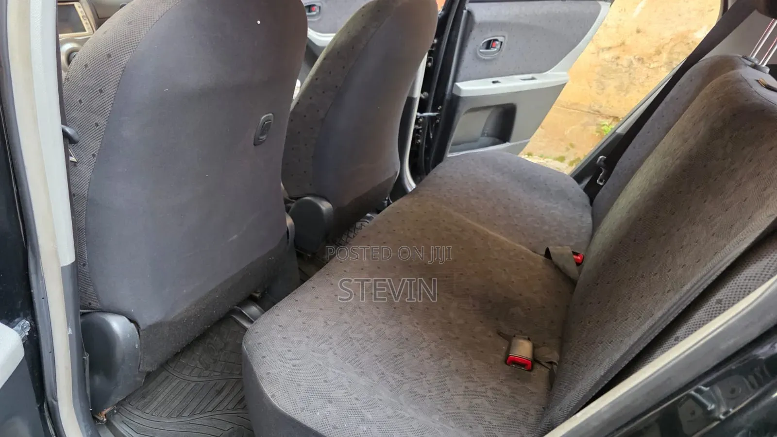 Toyota Vitz 2009 Black