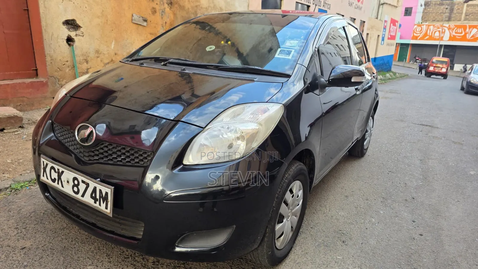 Toyota Vitz 2009 Black