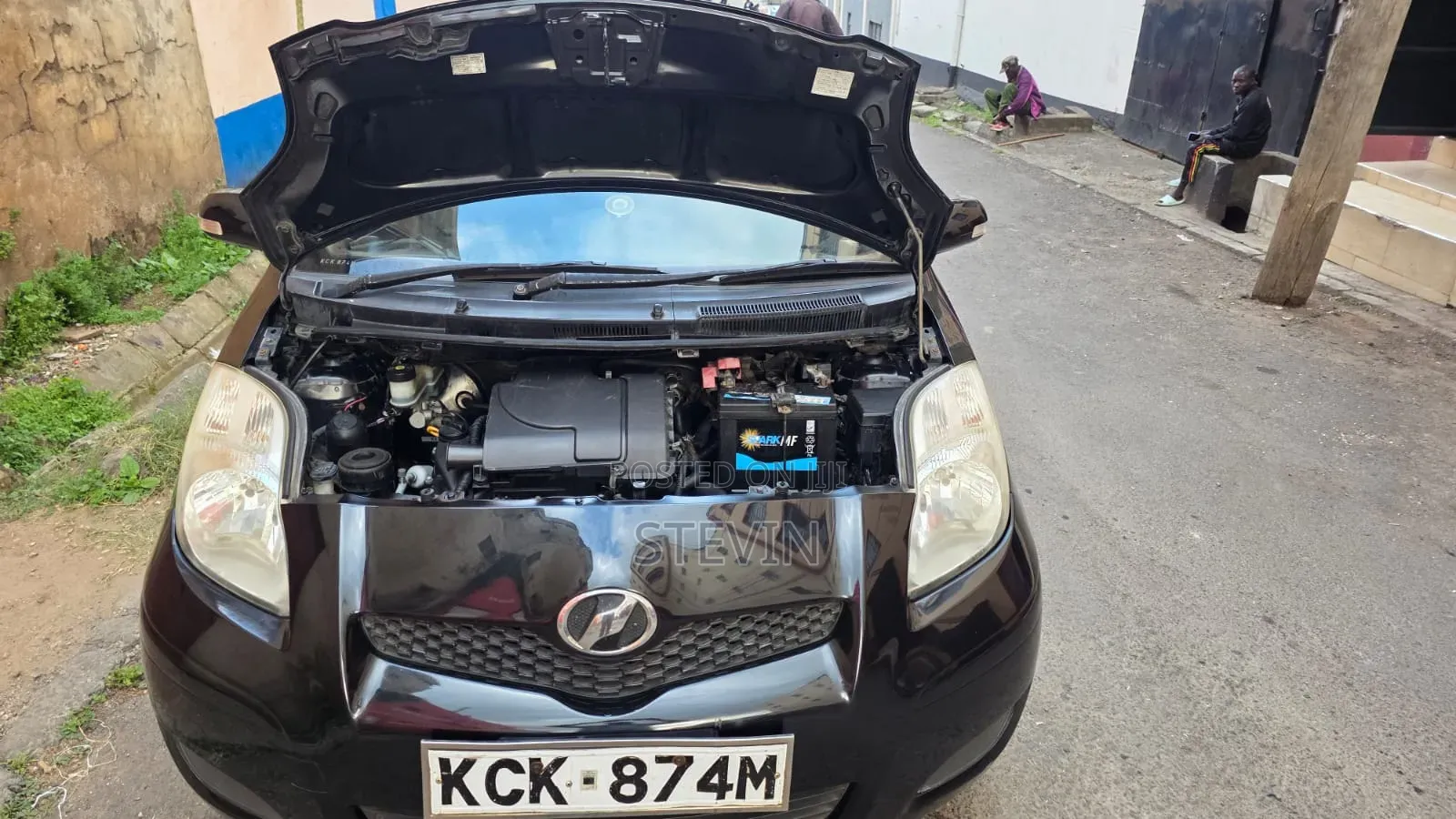 Toyota Vitz 2009 Black