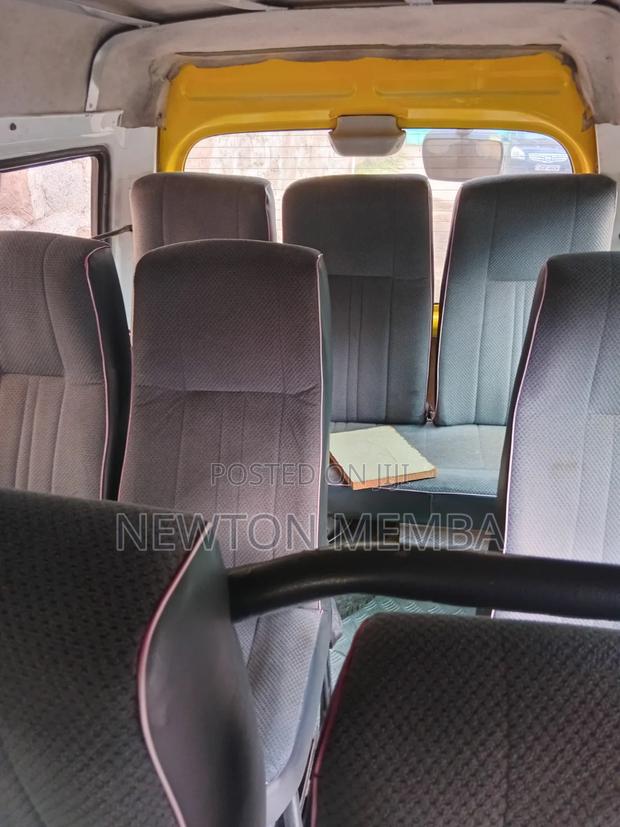Nissan Vanette 2016 Yellow - thumbnail 5