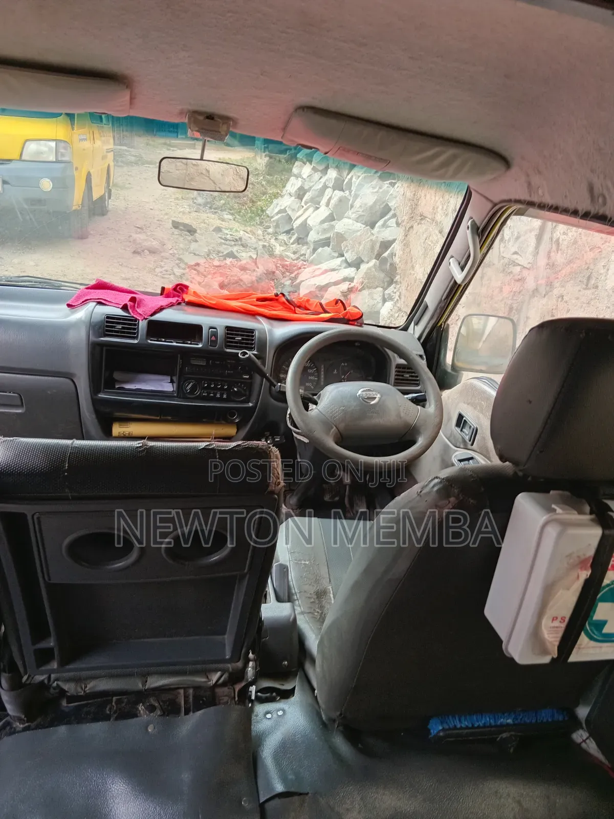 Nissan Vanette 2016 Yellow