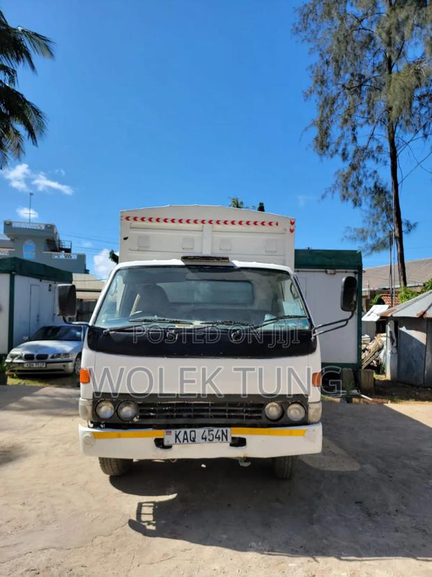 Toyota Dyna Lorry