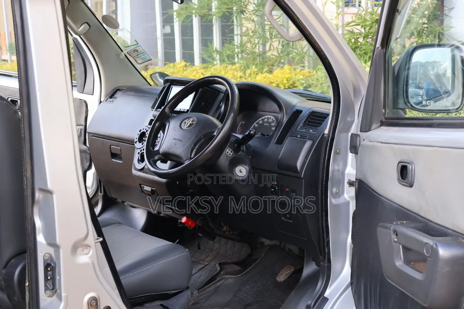 Toyota TownAce 2011 Silver