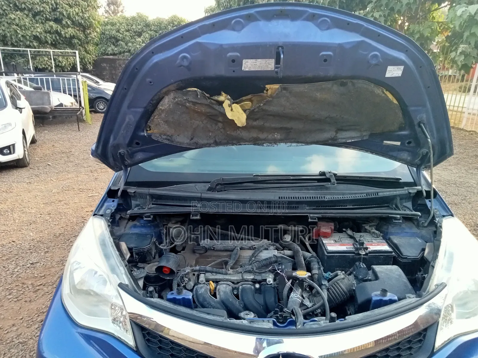 Subaru Trezia 2012 Blue