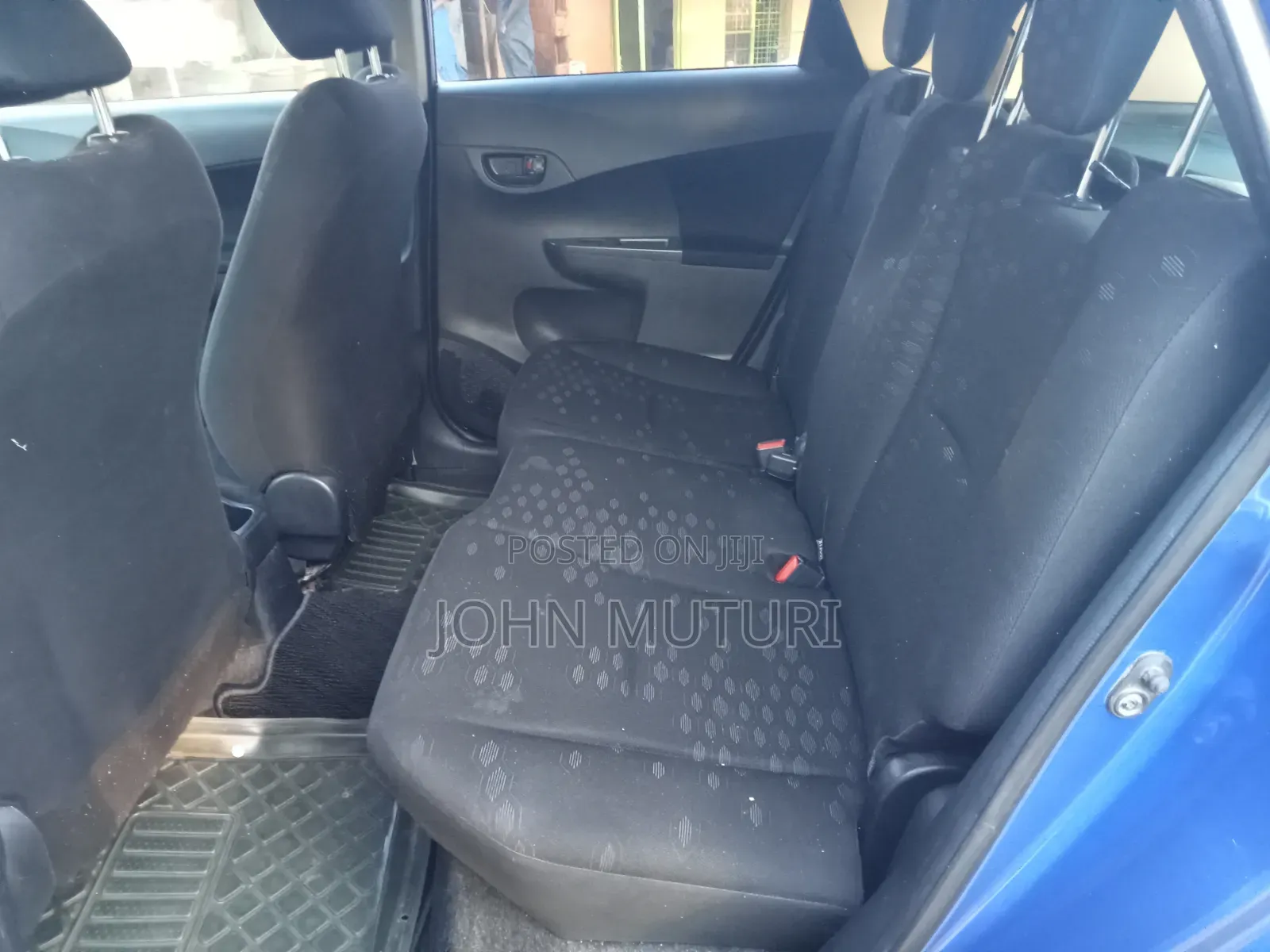 Subaru Trezia 2012 Blue