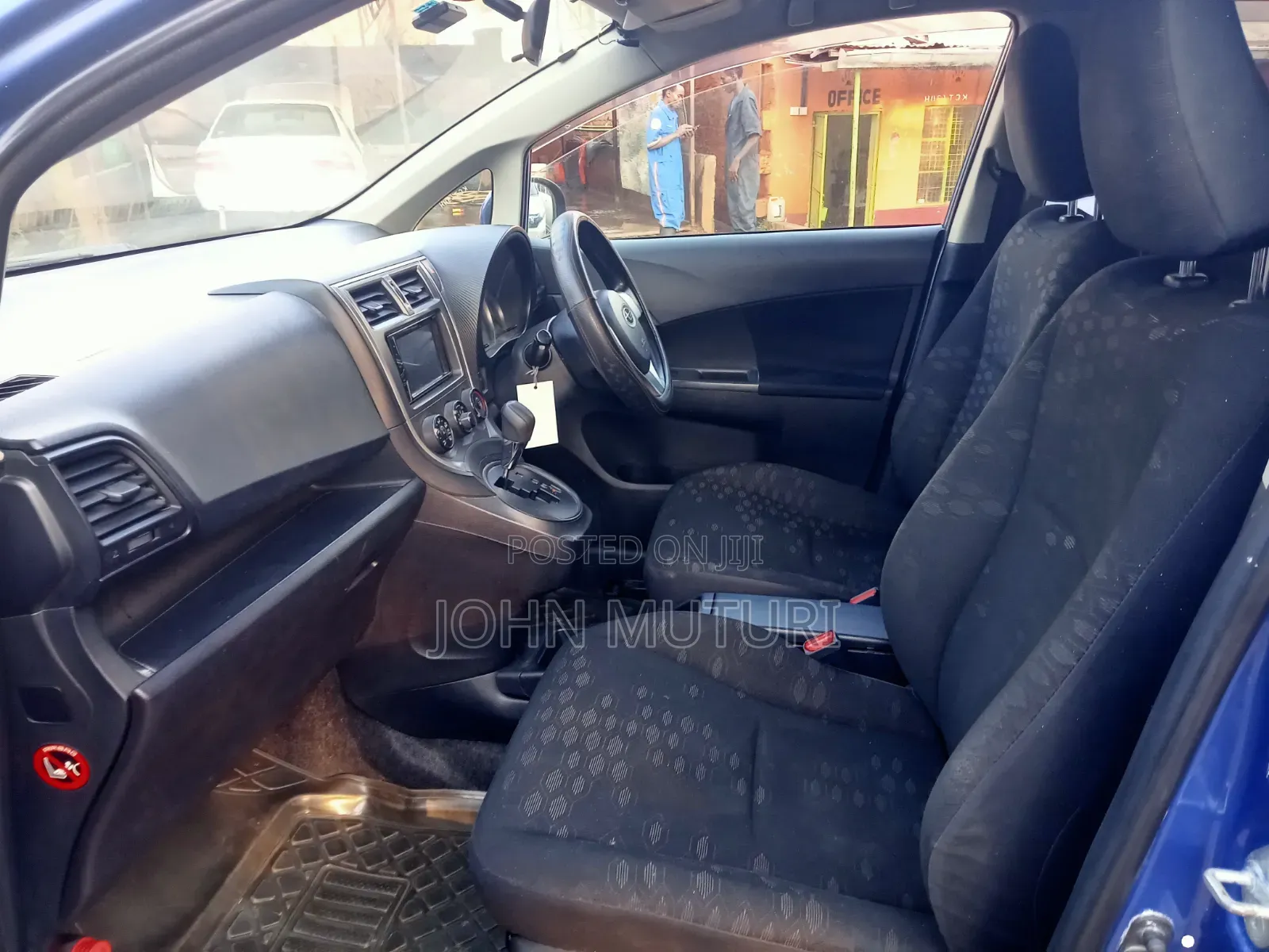 Subaru Trezia 2012 Blue