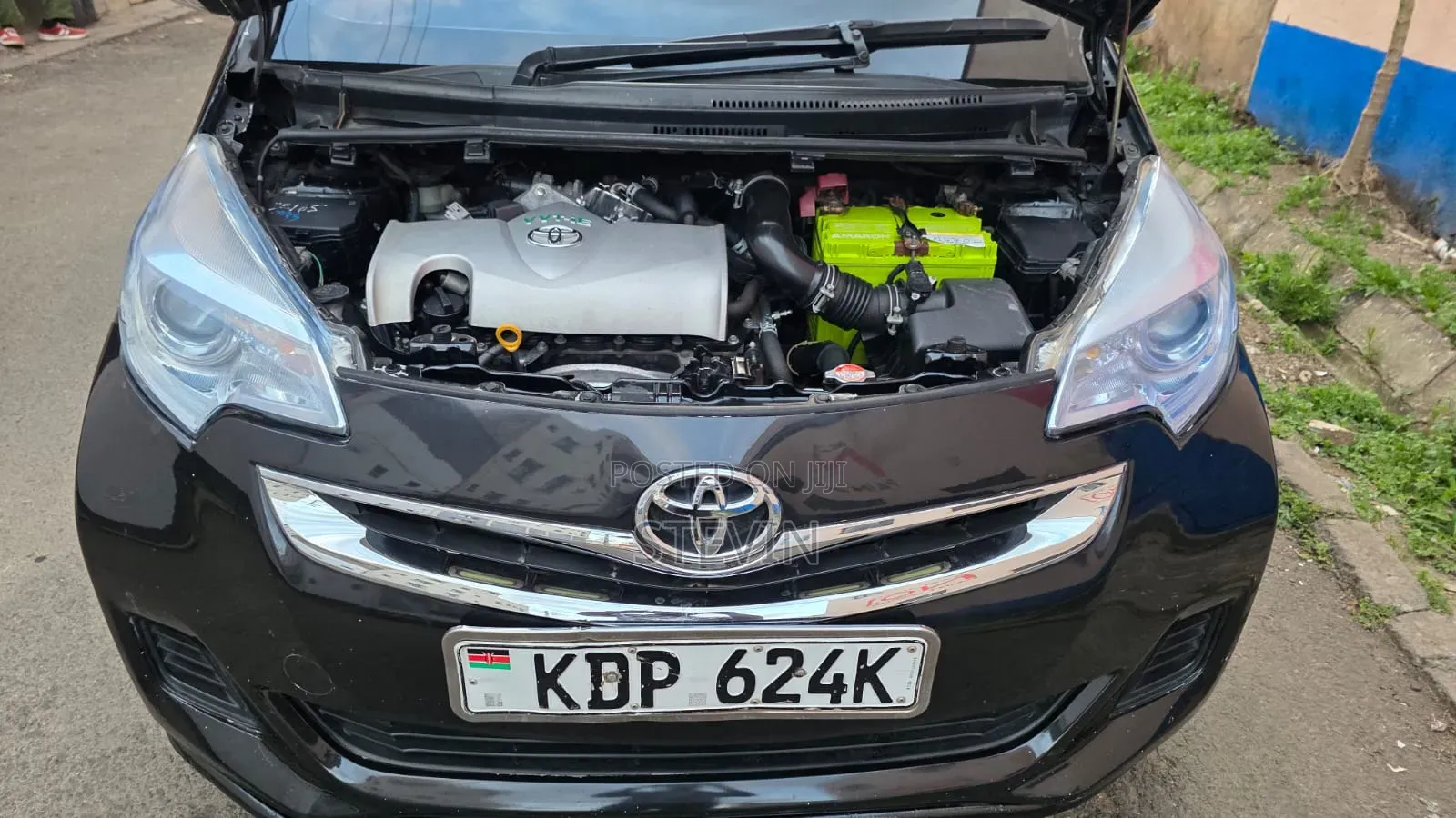 Toyota Ractis 2017 Black
